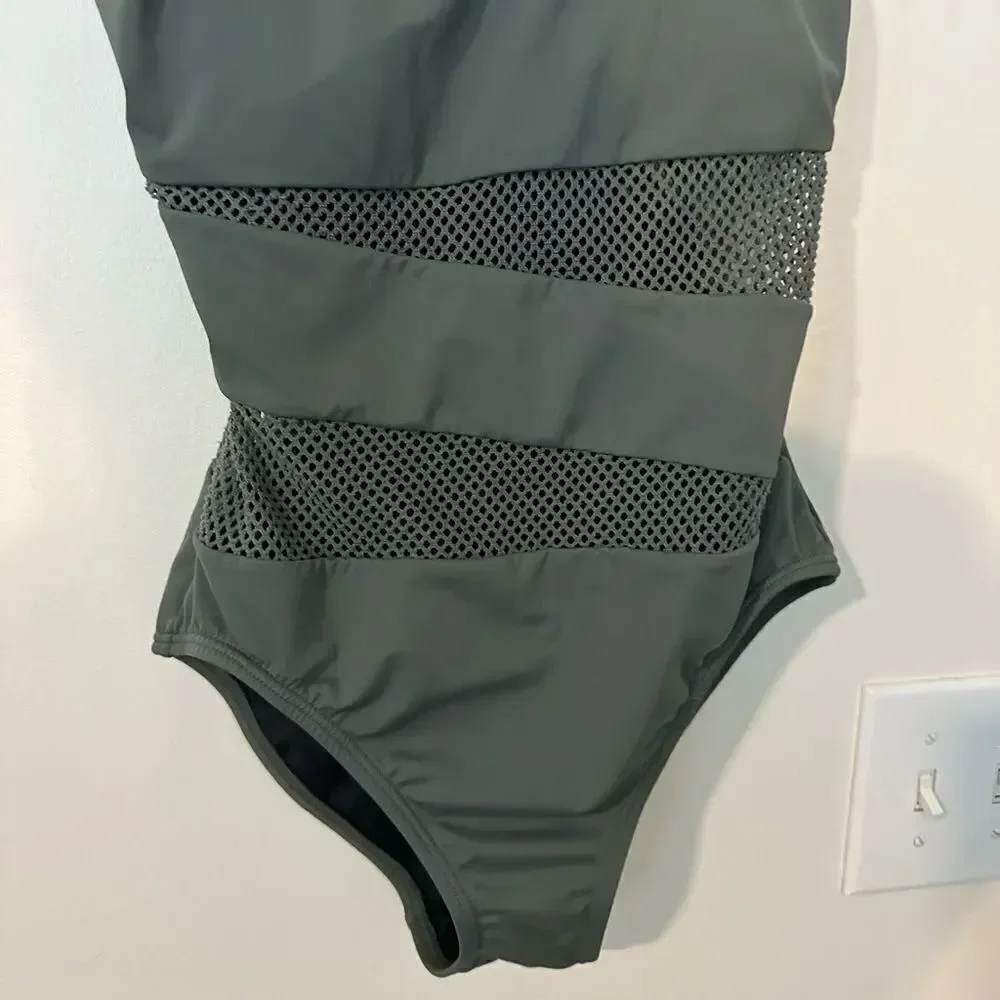 Carmen Marc Valvo olive mesh